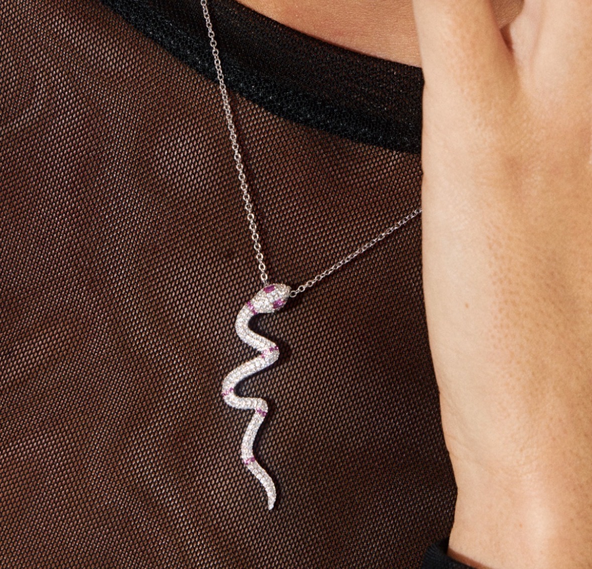 Colar Cobra Rosa
