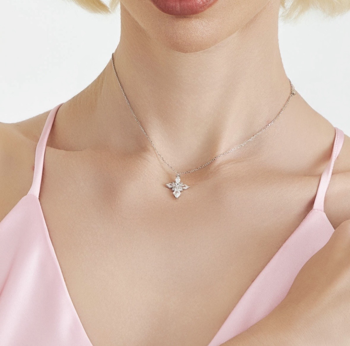 Colar Pedra Redondo Navete